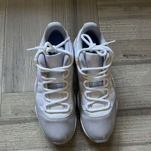 Jordan 11 Cement Gray